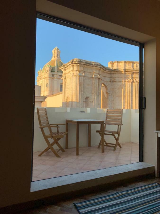 Central Cathedral Penthouse Appartement Trapani Buitenkant foto